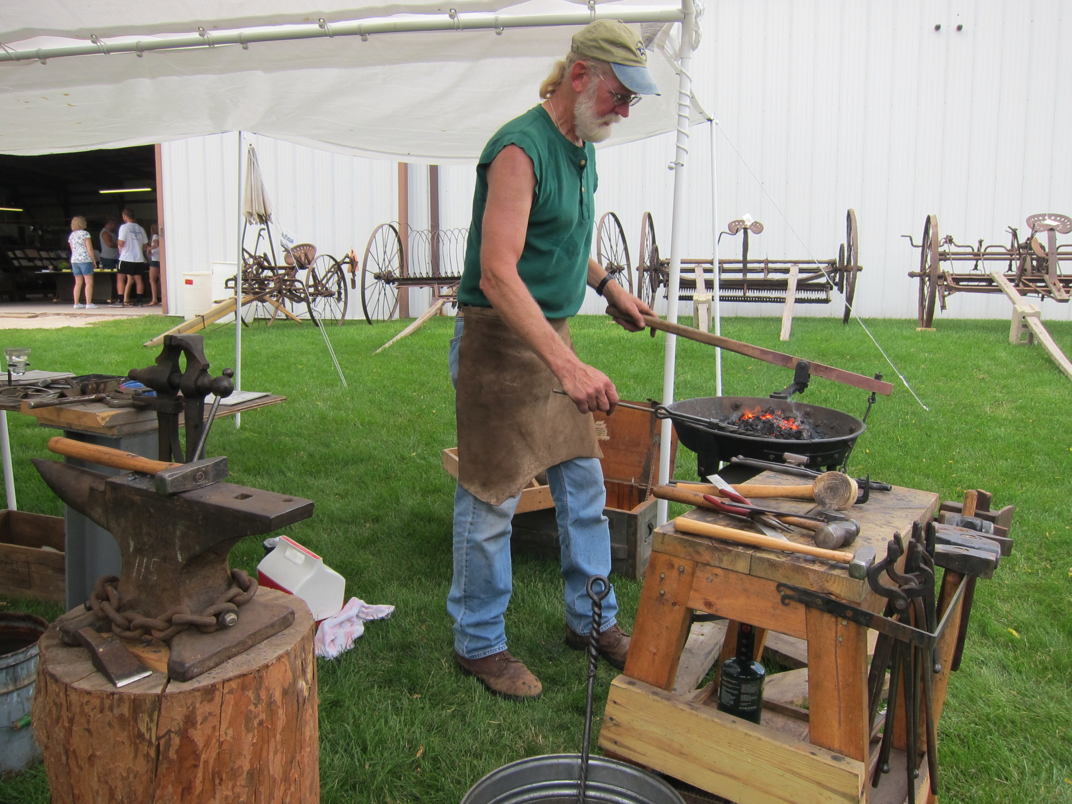 Gary Blankenheim demonstrates the Art of Blacksmithing